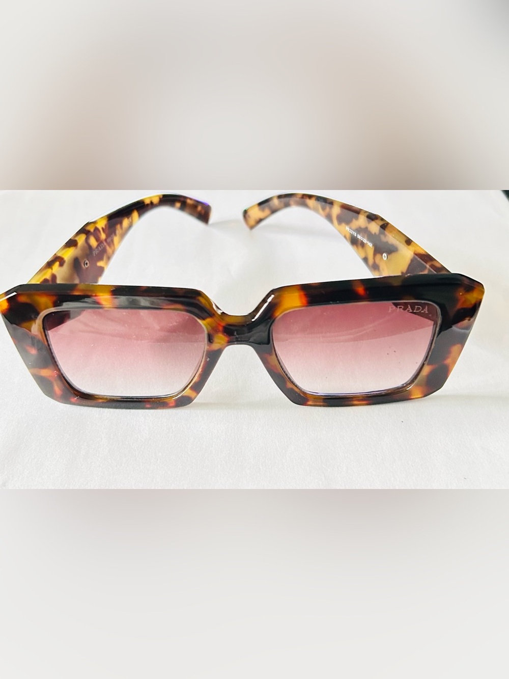 Prada Sunglasses PR23YS 5622 142 - Tortoise
